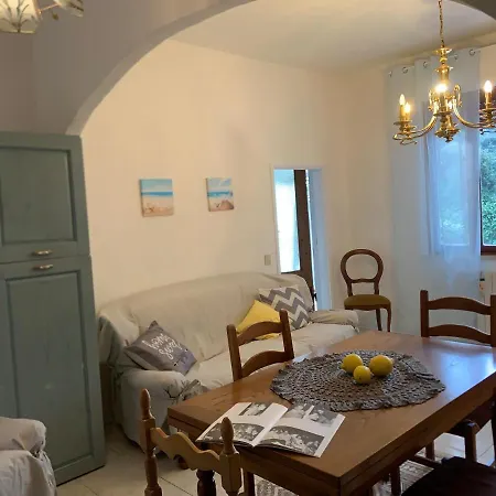 Casa Nel A 300 Mt Dal Mare A Lägenhet *