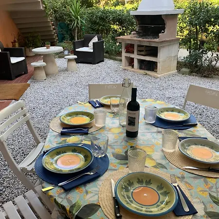 Casa Nel A 300 Mt Dal Mare A