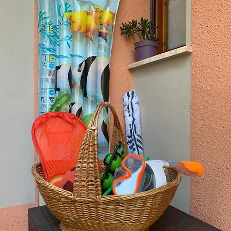 Appartamento Casa Nel A 300 Mt Dal Mare A